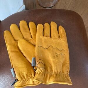 Give’r Leather Gloves